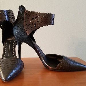 Dolce Vita Gray Pointy-toe Ankle-strap heels